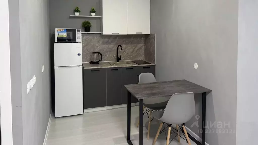 Студия Пермский край, Пермь ул. Красные Казармы, 64 (35.0 м) - Фото 1