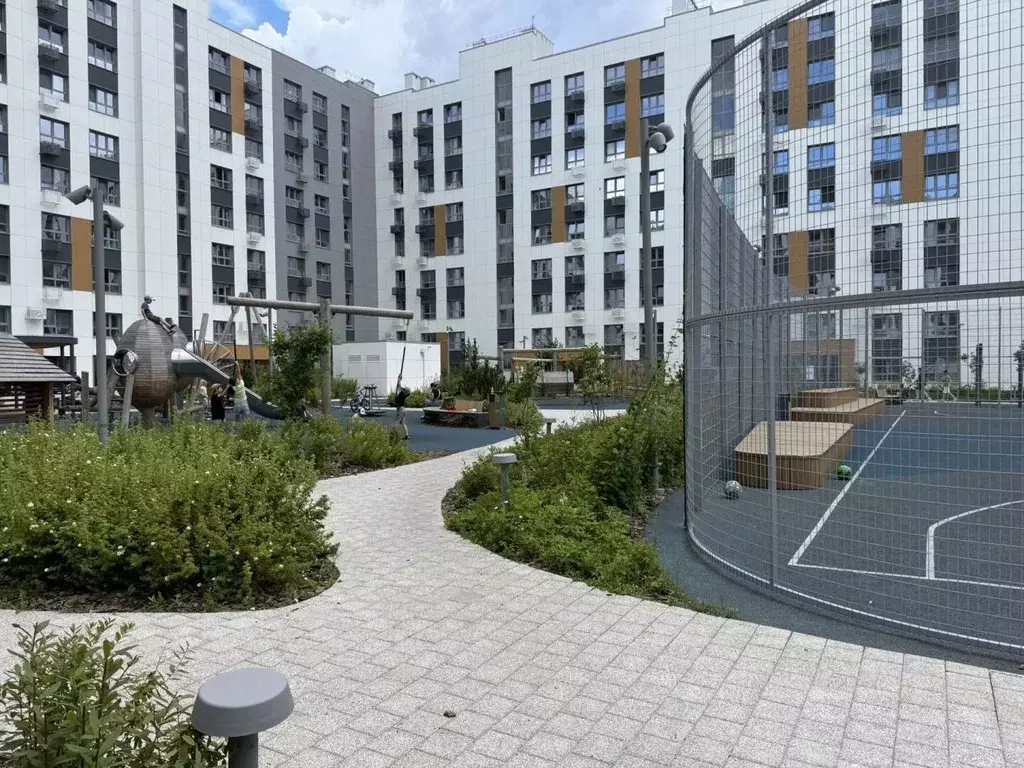 2-к кв. Татарстан, Казань ул. Азата Аббасова, 16 (53.0 м) - Фото 1