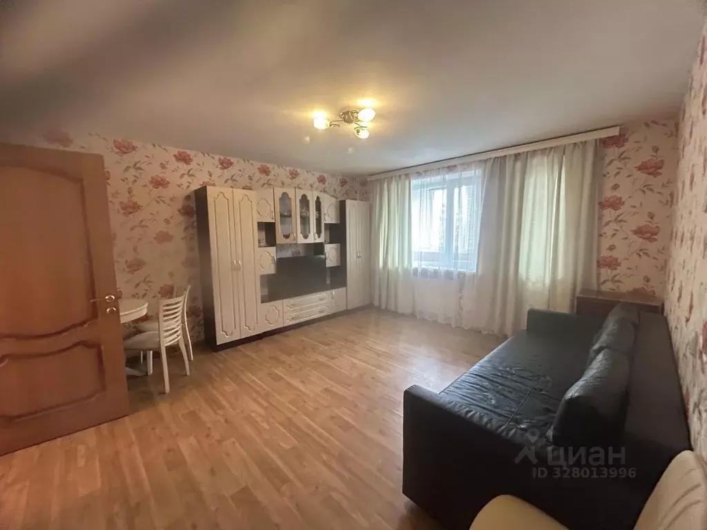 3-к кв. Санкт-Петербург пос. Металлострой, Полевая ул., 25 (57.0 м) - Фото 1