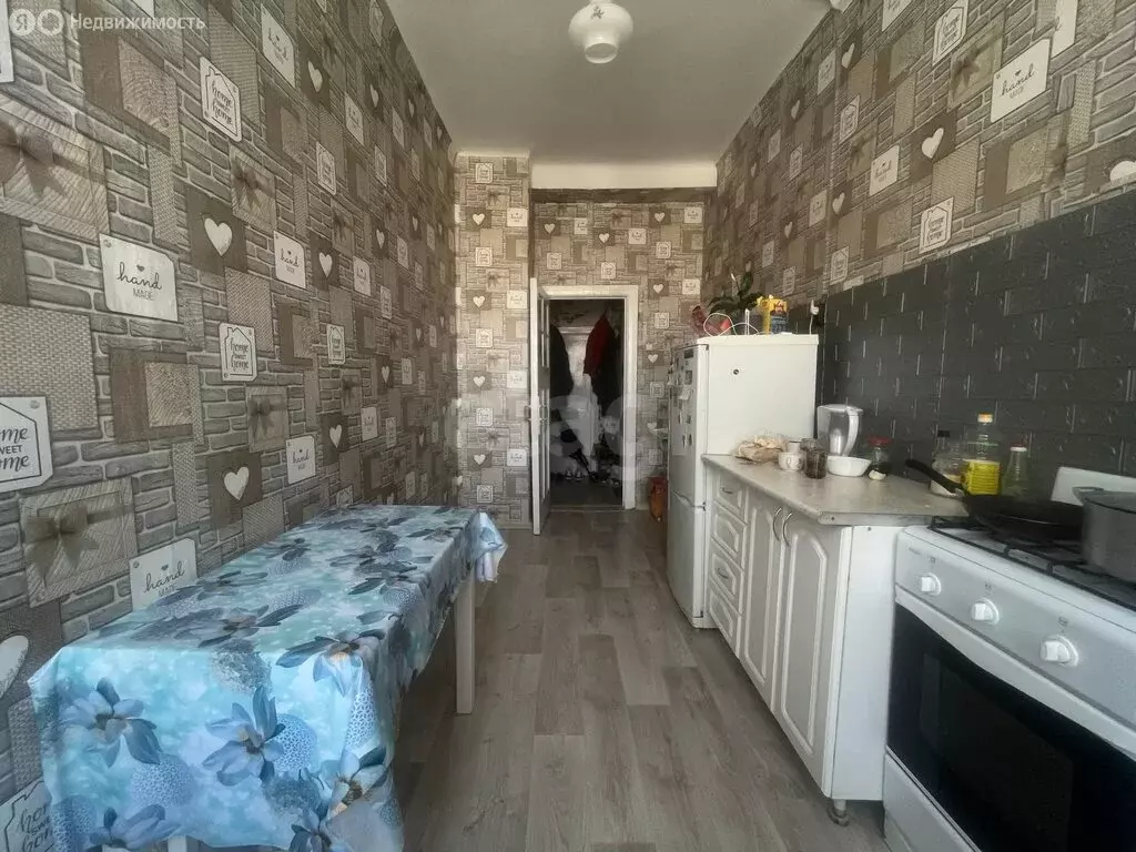 2-комнатная квартира: Златоуст, улица Карла Маркса, 11 (48.7 м) - Фото 1