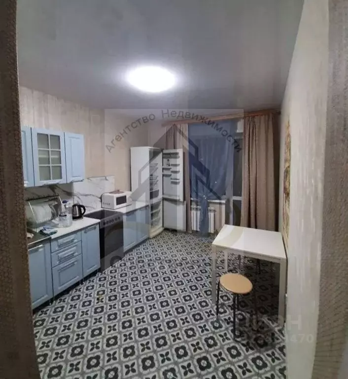 1-к кв. Воронежская область, Воронеж просп. Труда, 68 (43.0 м) - Фото 0