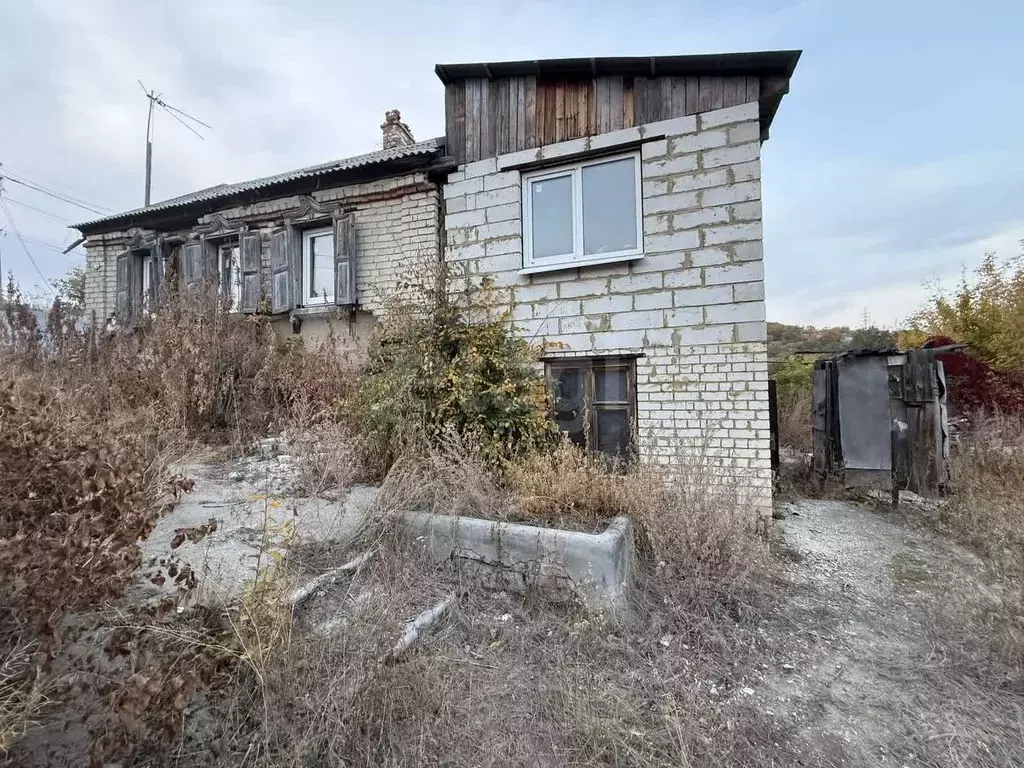 Дом в Саратовская область, Саратов проезд 5-й Нагорный, 78 (56 м) - Фото 1