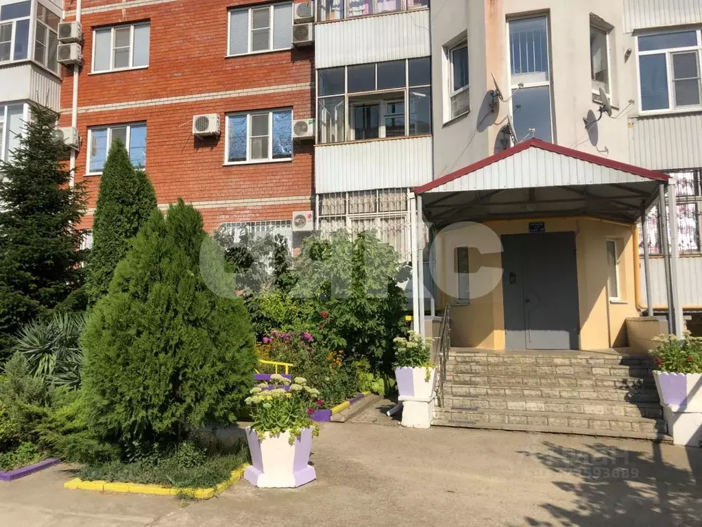 2-к кв. Краснодарский край, Горячий Ключ ул. Ленина, 210 (65.0 м) - Фото 1