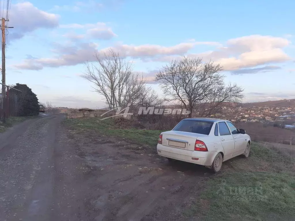 Участок в Крым, Симферопольский район, с. Трудовое ул. Нижняя, 36 (9.2 ... - Фото 0
