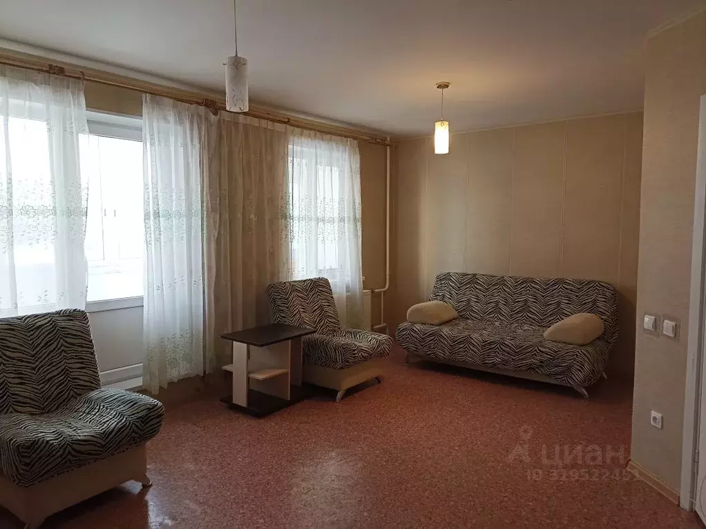2-к кв. Пермский край, Пермь Кисловодская ул., 15 (69.6 м) - Фото 1