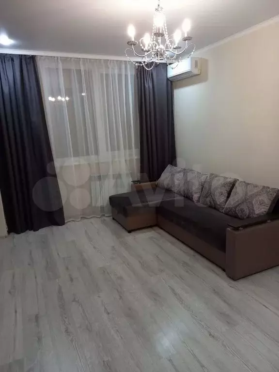 1-к. квартира, 40 м, 3/18 эт. - Фото 0