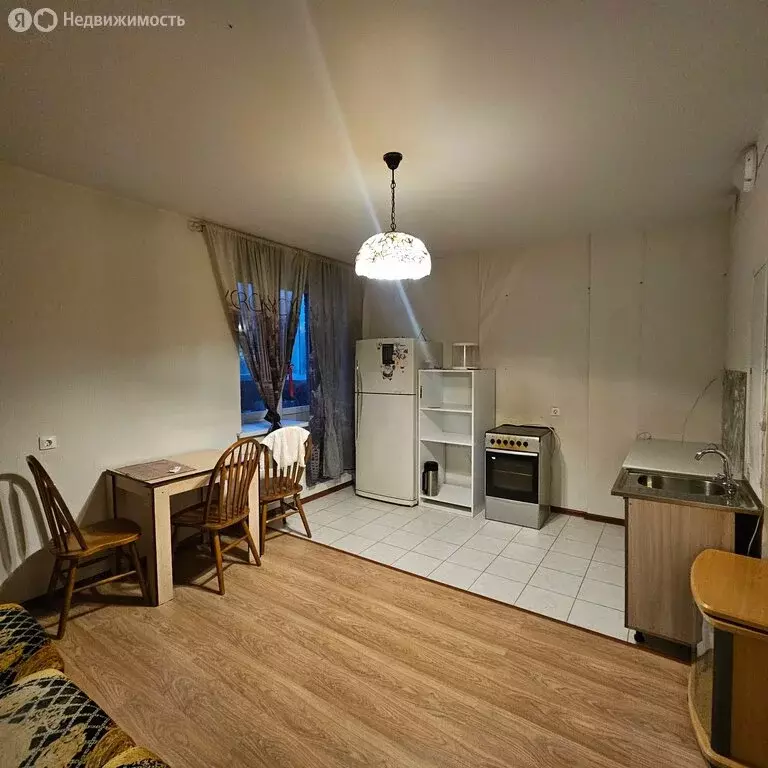 3-комнатная квартира: Балашиха, микрорайон Саввино, улица Калинина, 24 ... - Фото 0