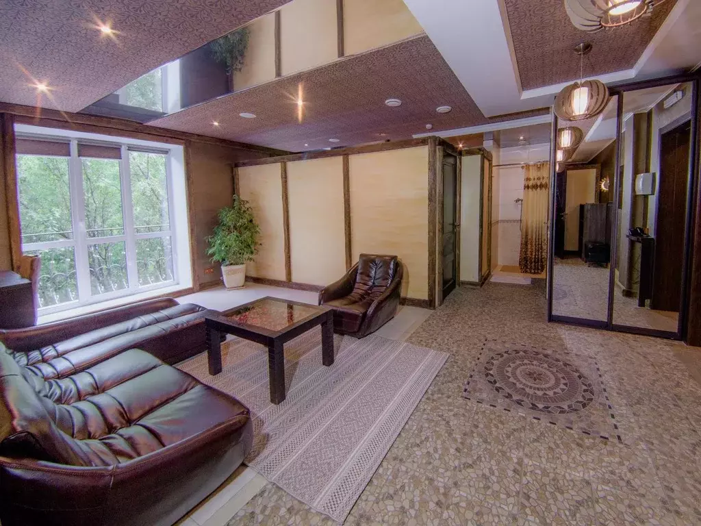 Комната Хабаровский край, Хабаровск пер. Пилотов, 6А (68.0 м) - Фото 1