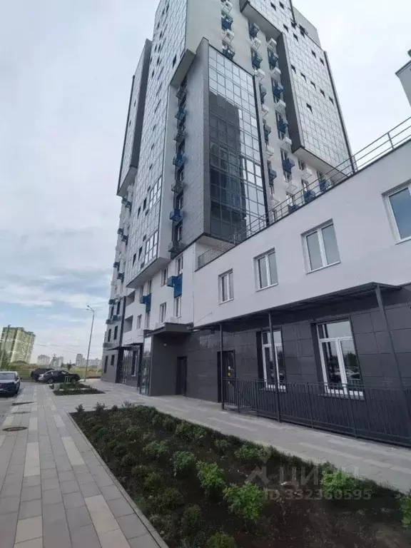1-к кв. Самарская область, Самара Осетинская ул., 32 (54.4 м) - Фото 1