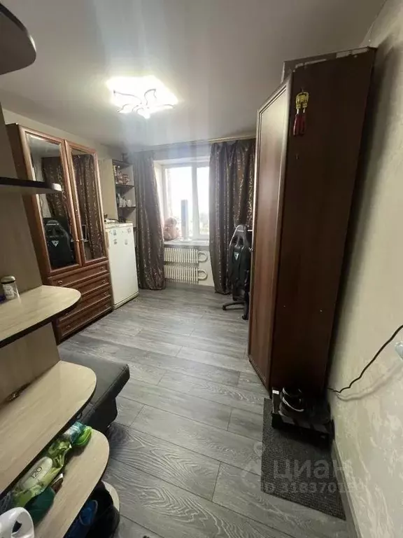Комната Омская область, Омск Привокзальный мкр, ул. Карбышева, 38А ... - Фото 1
