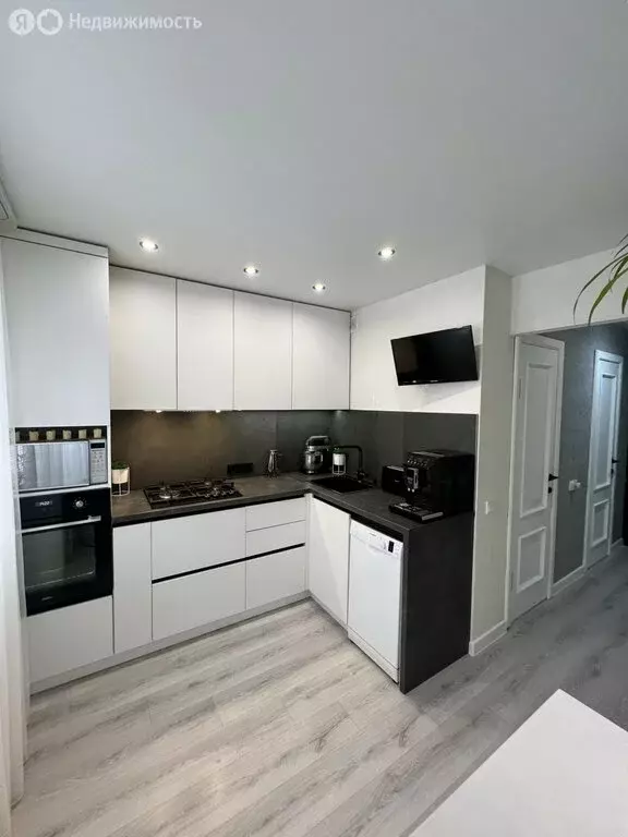 2-комнатная квартира: Казань, улица Комиссара Габишева, 19Б (54 м) - Фото 0