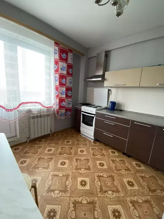 2-к кв. Чувашия, Чебоксары Ярославская ул, 72 (60.0 м) - Фото 0