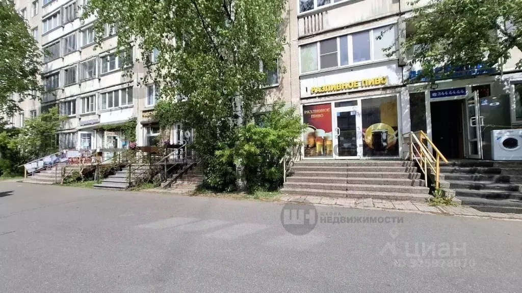 Торговая площадь в Санкт-Петербург просп. Луначарского, 56К1 (23 м) - Фото 1