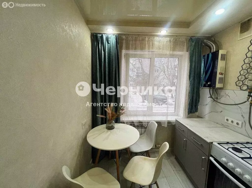 3-комнатная квартира: Шахты, Депутатская улица, 10 (60.8 м) - Фото 2