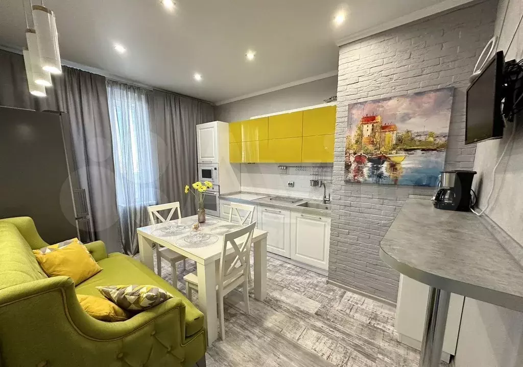 3-к. квартира, 70 м, 7/14 эт. - Фото 1