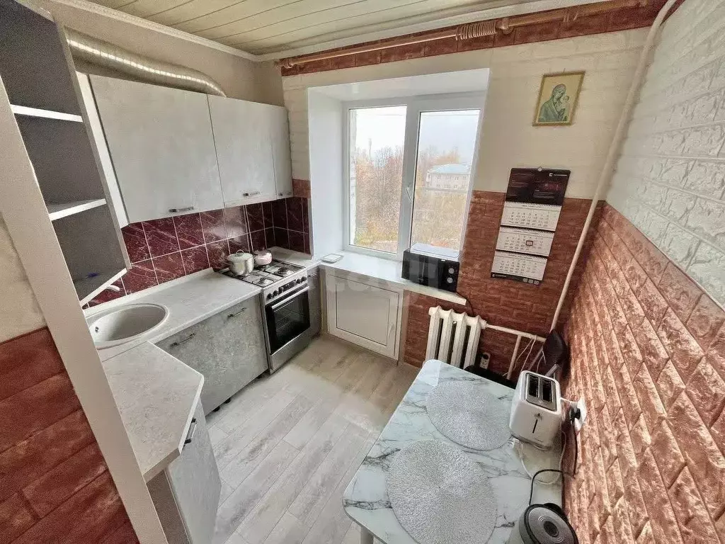 3-к кв. Удмуртия, Ижевск Тверская ул., 50 (59.9 м) - Фото 1