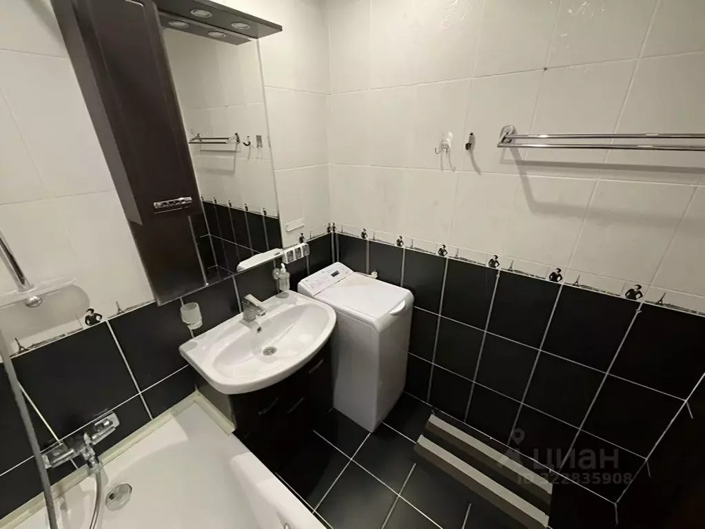 2-к кв. Московская область, Щелково Пионерская ул., 36 (60.0 м) - Фото 1