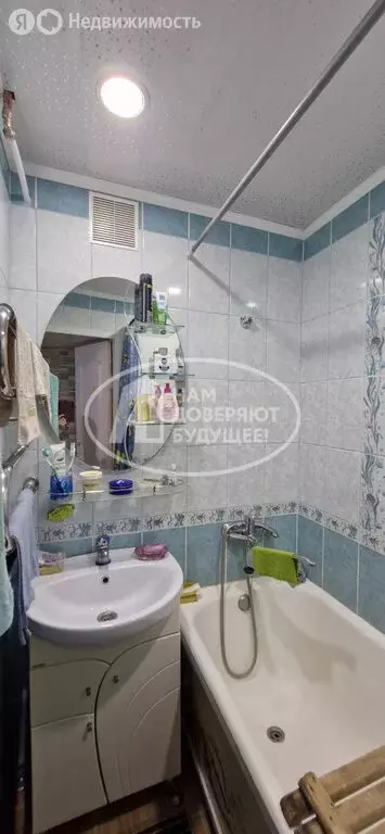 3-комнатная квартира: Лысьва, проспект Победы, 5 (61.3 м) - Фото 1