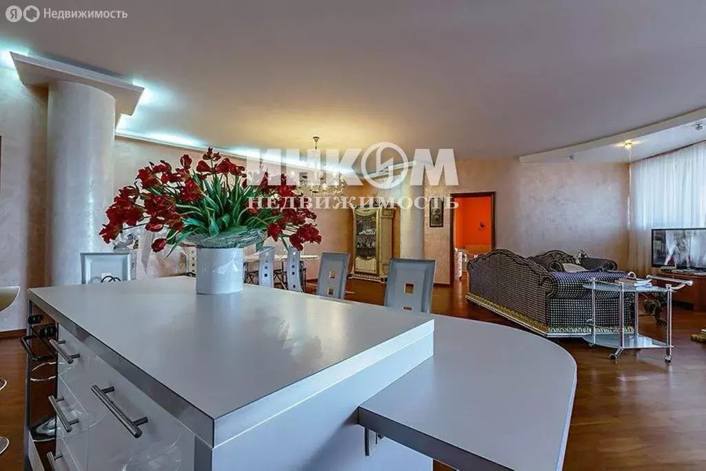 4-комнатная квартира: Москва, Можайское шоссе, 2 (215 м) - Фото 1