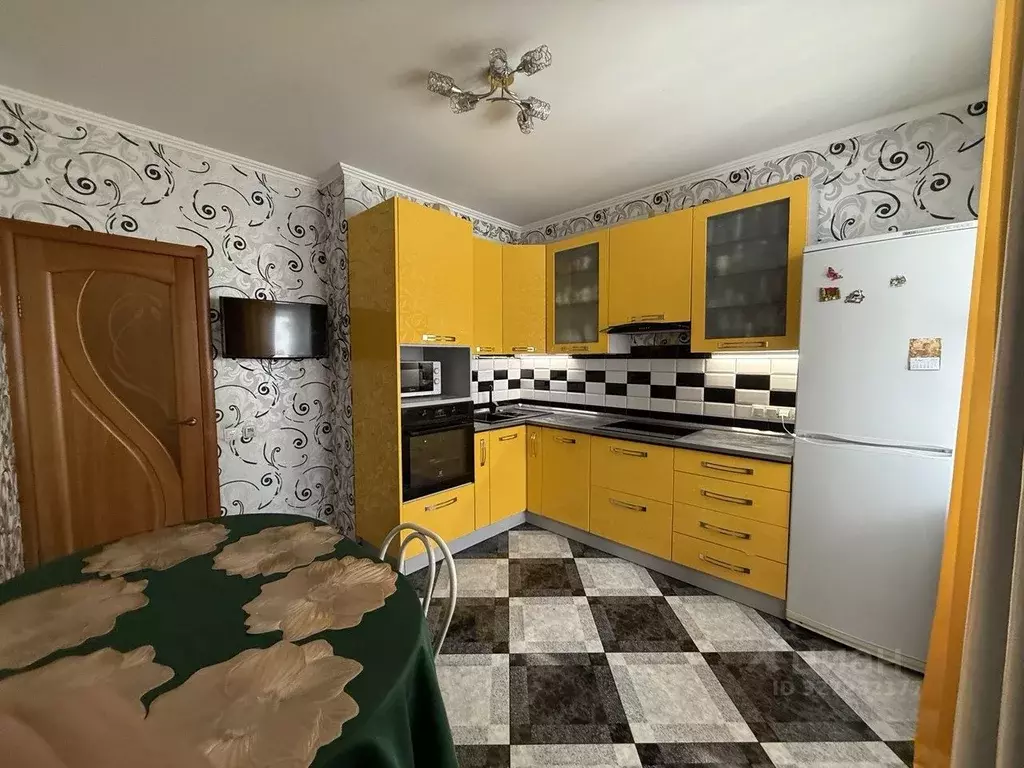 3-к кв. Московская область, Чехов ул. Уездная, 2 (88.2 м) - Фото 2