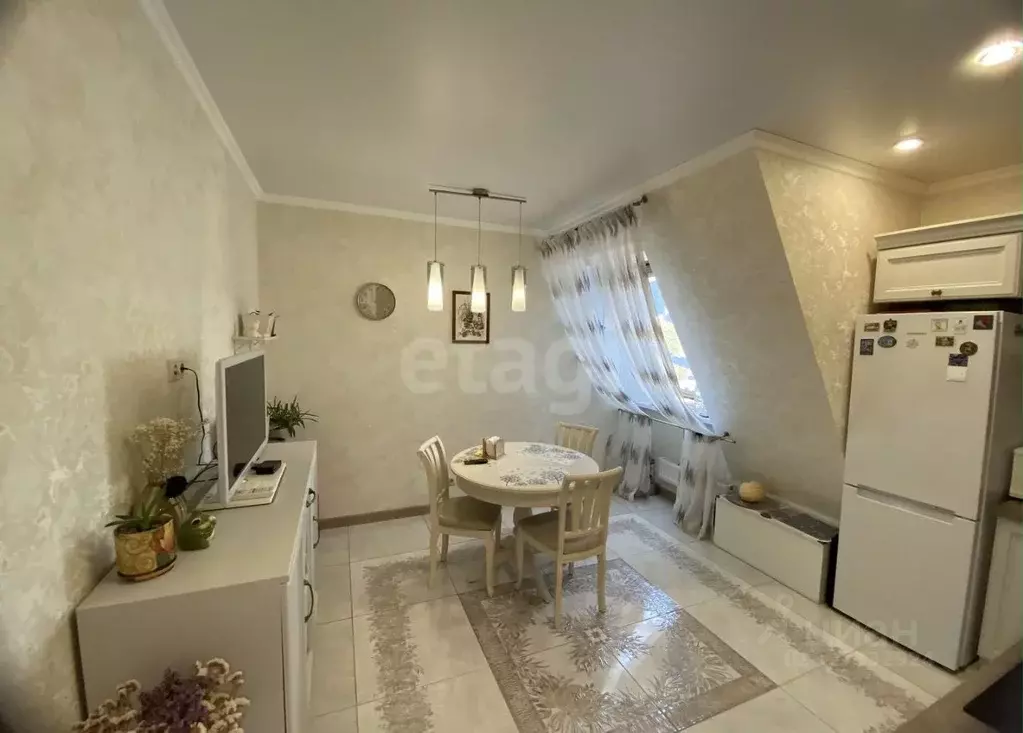 2-к кв. Тверская область, Тверь ул. Розы Люксембург, 68к3 (77.7 м) - Фото 0