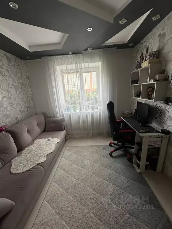 4-к кв. Псковская область, Псков Рижский просп., 85А (67.0 м) - Фото 0