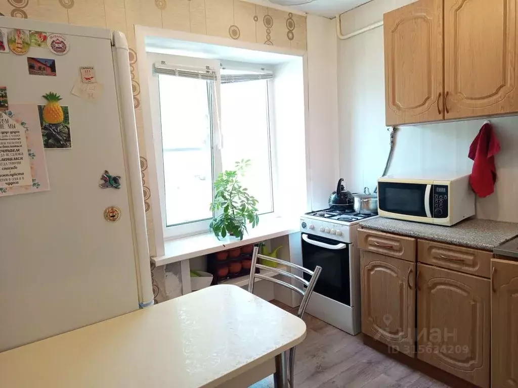 2-к кв. Мордовия, Саранск ул. Степана Разина, 33 (40.1 м) - Фото 1