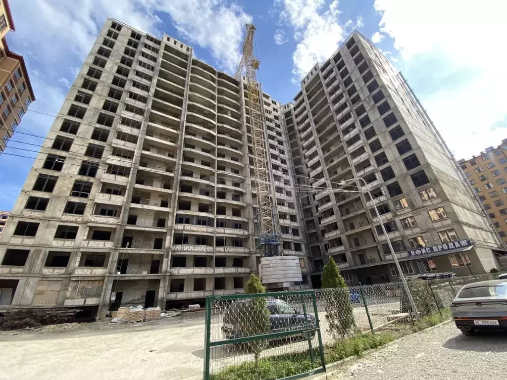 2-к кв. Дагестан, Каспийск просп. Акулиничева, 45к1 (100.0 м) - Фото 1