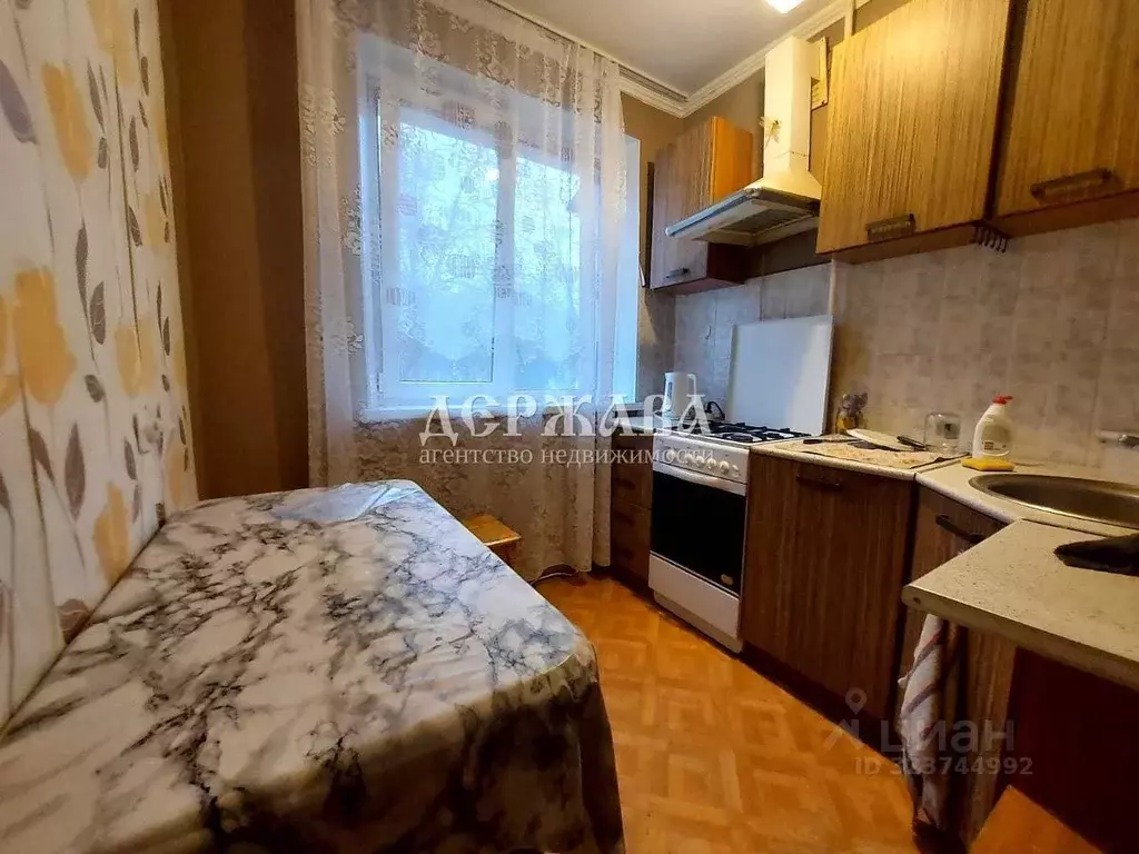 2-к кв. Белгородская область, Старый Оскол Рудничный мкр, 4 (52.0 м) - Фото 2