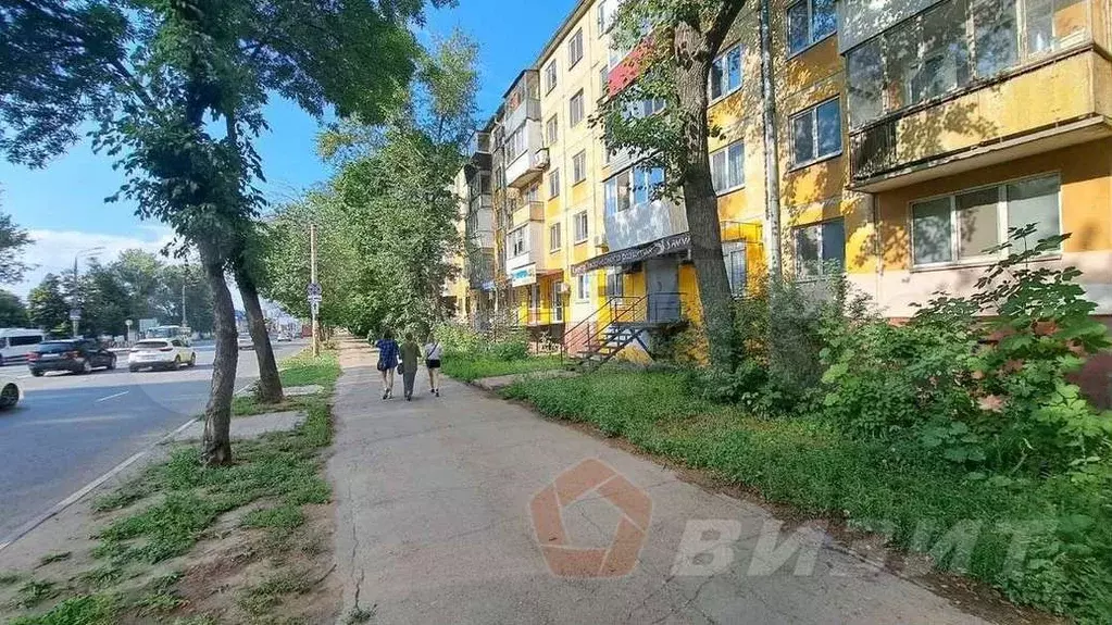 Продам торговое помещение, 47 м - Фото 1