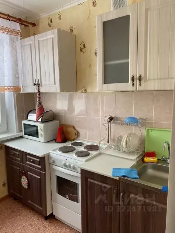 3-к кв. Мурманская область, Кировск ул. 50 лет Октября, 33 (65.0 м) - Фото 1