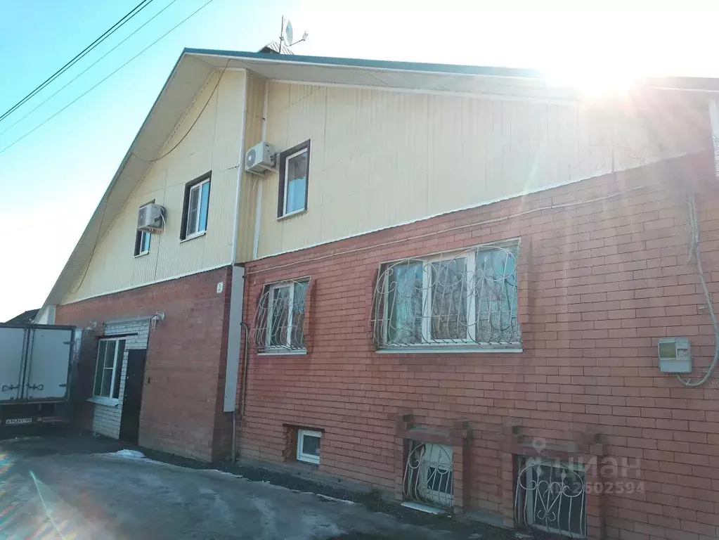 Дом в Волгоградская область, Волгоград Колодезная ул. (456 м) - Фото 0