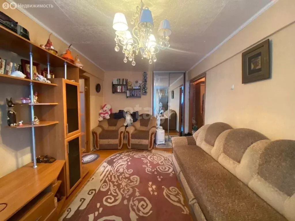 3-комнатная квартира: посёлок Малиновка, квартал № 2, 33 (49.6 м) - Фото 0