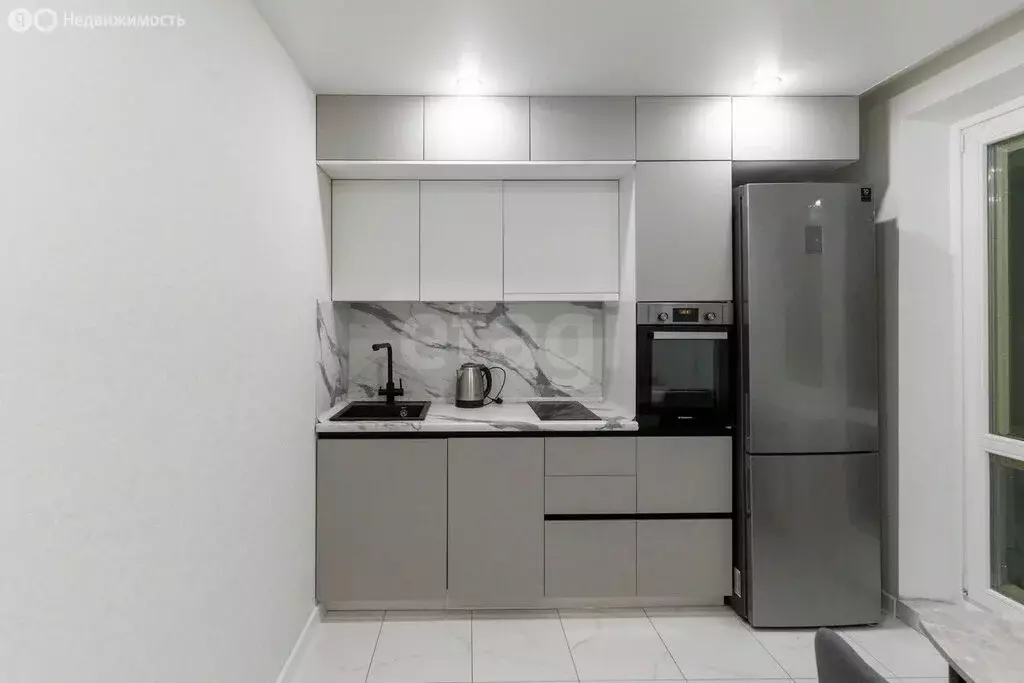 1-комнатная квартира: Тюмень, улица Монтажников, 42А (37.5 м) - Фото 2