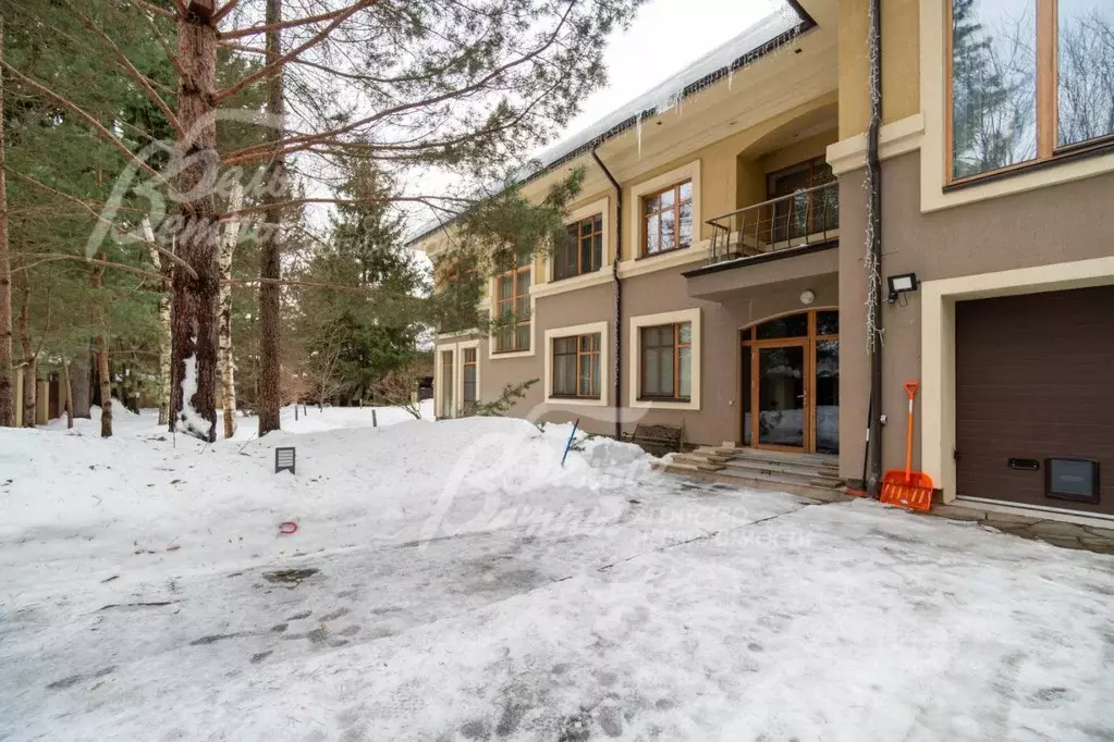 Дом в Москва Чароит кп,  (700 м) - Фото 2