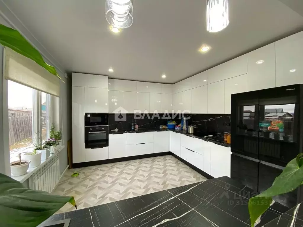 Дом в Бурятия, Иволгинский район, Нижнеиволгинское муниципальное ... - Фото 1