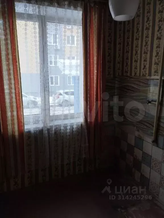 2-к кв. Белгородская область, Старый Оскол Лебединец мкр, 8 (47.0 м) - Фото 0