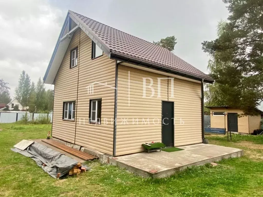 Дом в Ленинградская область, Сосновый Бор Сосновая ул., 22 (90 м) - Фото 1