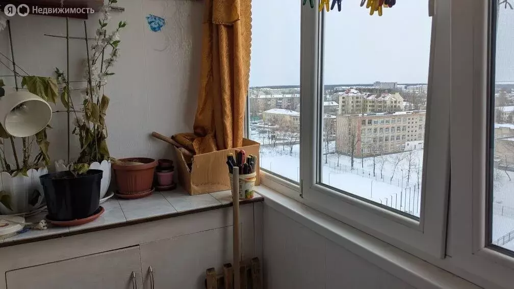 4-комнатная квартира: Россошь, улица Алексеева, 25 (72.1 м) - Фото 1