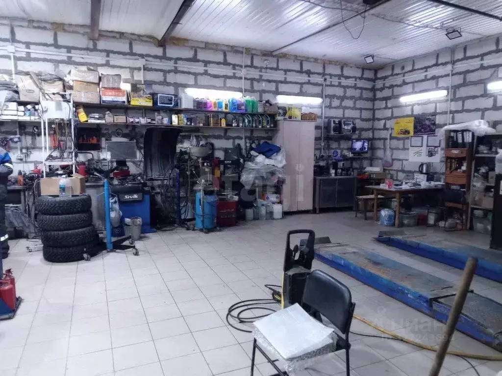 Гараж в Ямало-Ненецкий АО, Новый Уренгой проезд Волонтеров, 7 (24 м) - Фото 1