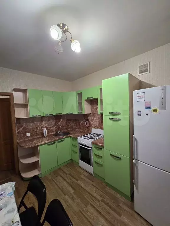 1-к. квартира, 40 м, 4/9 эт. - Фото 1