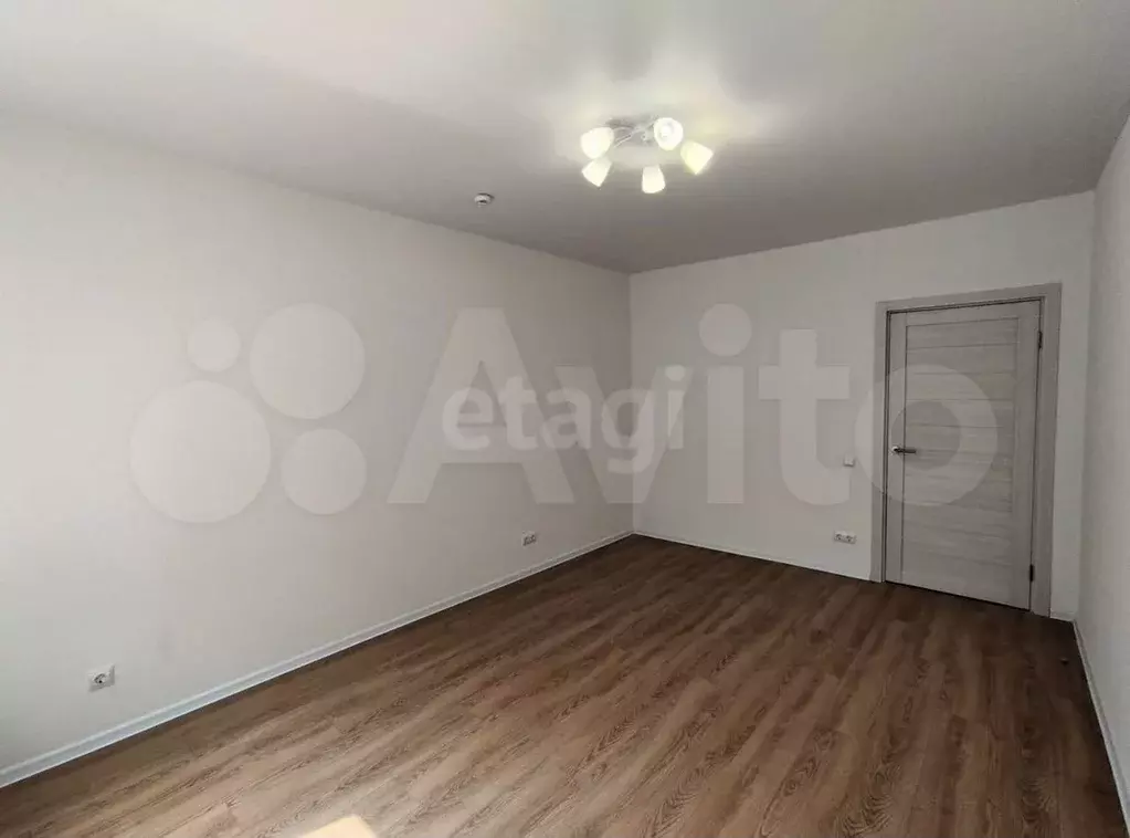 2-к. квартира, 56 м, 4/7 эт. - Фото 1