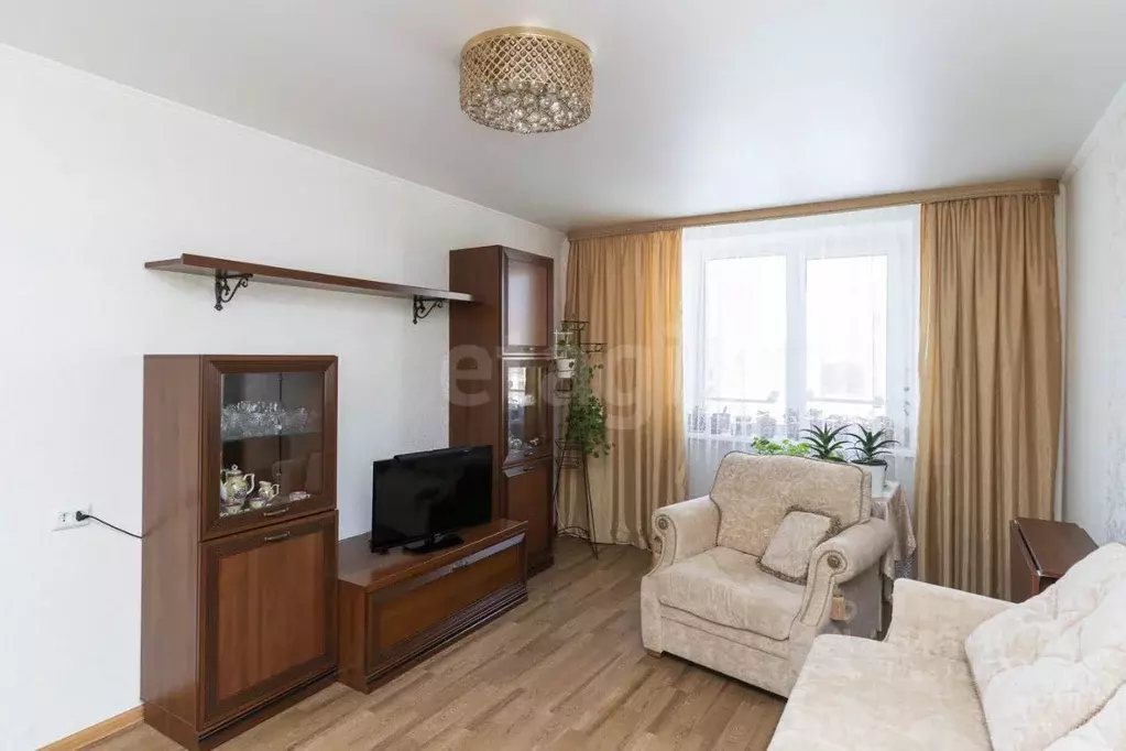 2-к кв. Тюменская область, Тюмень ул. 30 лет Победы, 93А (52.9 м) - Фото 2