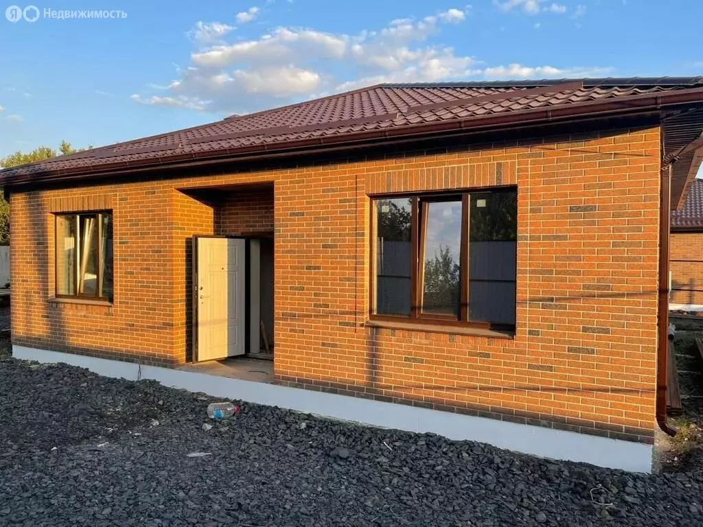 Дом в Ростов-на-Дону, переулок Алябьева (100 м) - Фото 0