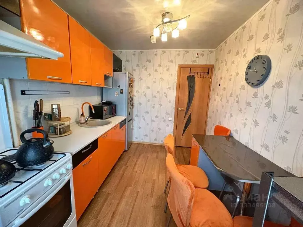 3-к кв. Свердловская область, Асбест ул. Плеханова, 1 (59.3 м) - Фото 1