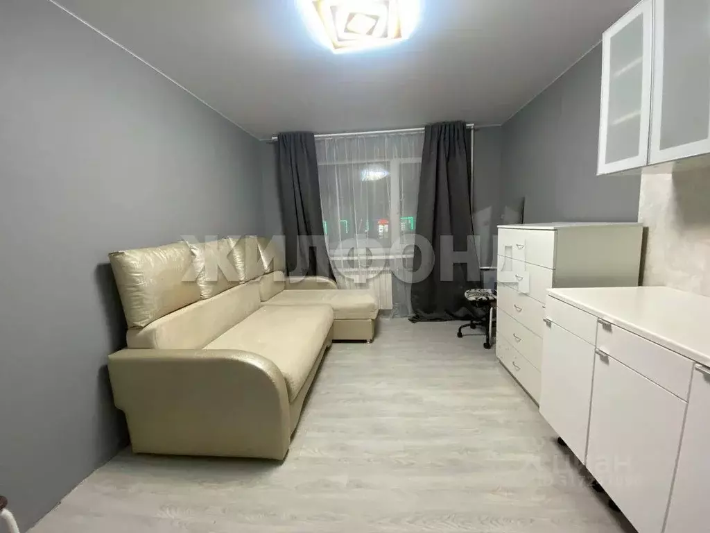 Комната Новосибирская область, Новосибирск ул. Блюхера, 69 (13.3 м) - Фото 0