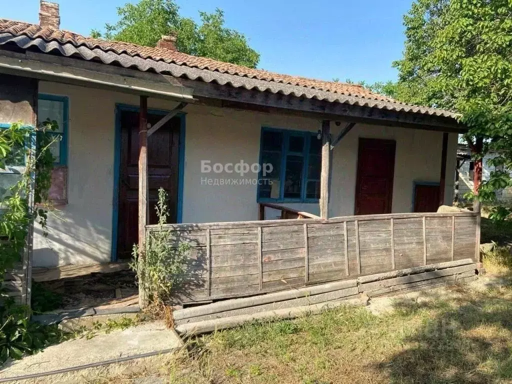 Дом в Крым, Кировский район, с. Приветное ул. Гоголя (133 м) - Фото 2