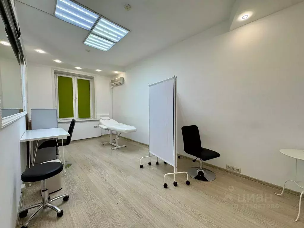 Помещение свободного назначения в Москва ул. Космонавтов, 6 (15 м) - Фото 1