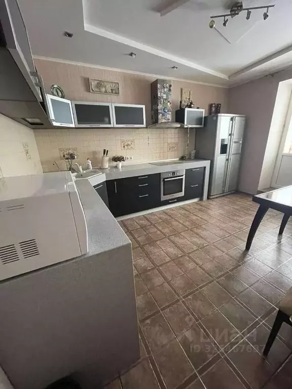 3-к кв. Белгородская область, Белгород ул. Горького, 52б (83.0 м) - Фото 2