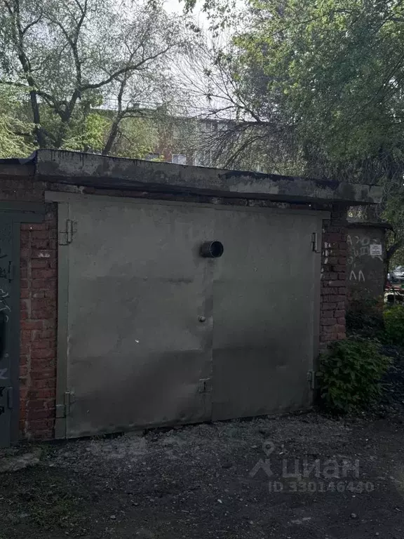 Гараж в Саратовская область, Энгельс Центр кв-л,  (20 м) - Фото 2